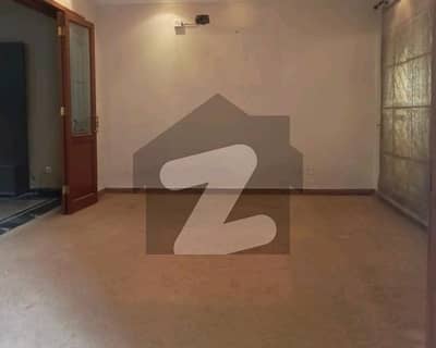 1 Kanal House In Model Town - Block K Best Option