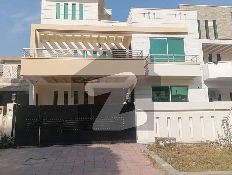 i-8/2.40x80 lower Ground floor available for rent i-8/2.40x80 lower Ground floor available for rent