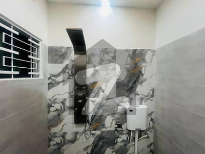سینٹرل پارک ہاؤسنگ سکیم لاہور میں 5 کمروں کا 8 مرلہ مکان 85.0 ہزار میں کرایہ پر دستیاب ہے۔ سینٹرل پارک ہاؤسنگ سکیم لاہور میں 5 کمروں کا 8 مرلہ مکان 85.0 ہزار میں کرایہ پر دستیاب ہے۔
