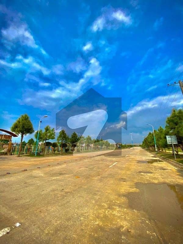 Commercial Plot Available For Sale In Royal City Islamabad Commercial Plot Available For Sale In Royal City Islamabad