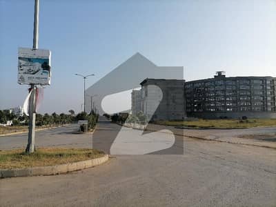 Top City 1 - Block I Residential Plot Sized 1 Kanal Is Available