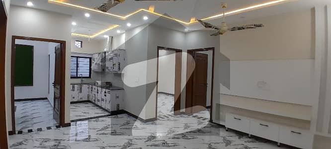 Prime Location House Of 5 Marla Is Available In Contemporary Neighborhood Of Park View City