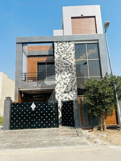5-Marla Triple Height Back Lobby Designer Bungalow with 3 Bed Attached Baths, Premium Kitchen & Ideal Location in Bahria Orchard Phase 2 5-Marla Triple Height Back Lobby Designer Bungalow with 3 Bed Attached Baths, Premium Kitchen & Ideal Location in Bahria Orchard Phase 2