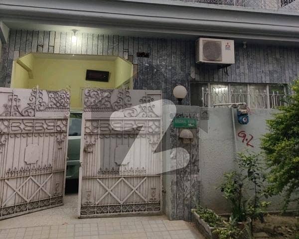 Highly-Desirable 1250 Square Feet House Available In G-10/4 Highly-Desirable 1250 Square Feet House Available In G-10/4