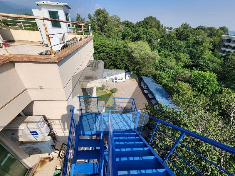 Buy A Building Of 444 Square Yards In G-5 Buy A Building Of 444 Square Yards In G-5