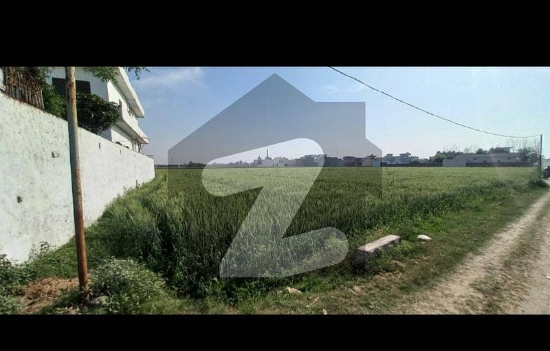 بھارتھ سیالکوٹ میں 17 مرلہ رہائشی پلاٹ 22.0 لاکھ میں برائے فروخت۔ بھارتھ سیالکوٹ میں 17 مرلہ رہائشی پلاٹ 22.0 لاکھ میں برائے فروخت۔