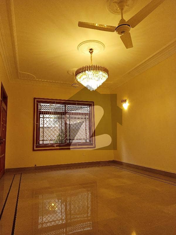 HOUSE FOR SALE IN AVAILABLE HOUSE FOR SALE IN AVAILABLE
