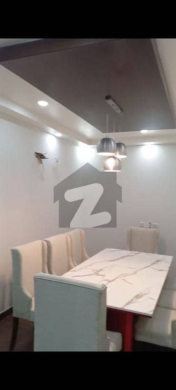 Beautiful Plaza Peace Full Location Lift Available Beautiful Plaza Peace Full Location Lift Available