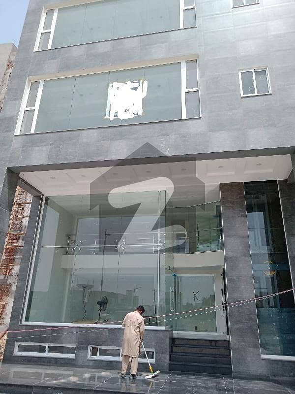 ڈی ایچ اے فیز 4 ڈیفنس (ڈی ایچ اے),لاہور میں 6 مرلہ عمارت 24.0 کروڑ میں برائے فروخت۔ ڈی ایچ اے فیز 4 ڈیفنس (ڈی ایچ اے),لاہور میں 6 مرلہ عمارت 24.0 کروڑ میں برائے فروخت۔