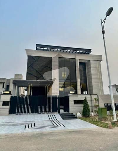 4 Beds 10 Marla Prime Location House for Rent in DHA Phase 6 Lahore.