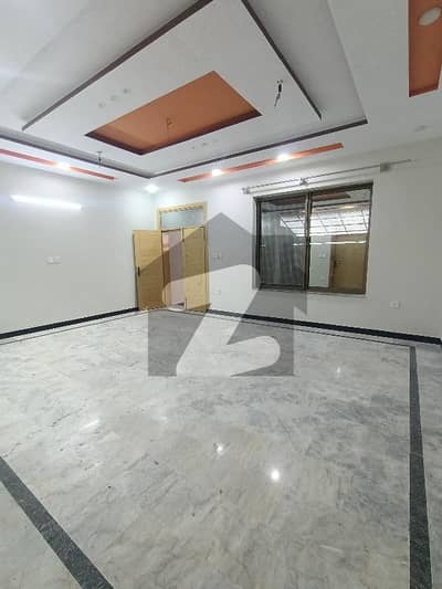 حیات آباد فیز 6 - ایف8 حیات آباد فیز 6,حیات آباد,پشاور میں 8 کمروں کا 7 مرلہ مکان 6.2 کروڑ میں برائے فروخت۔ حیات آباد فیز 6 - ایف8 حیات آباد فیز 6,حیات آباد,پشاور میں 8 کمروں کا 7 مرلہ مکان 6.2 کروڑ میں برائے فروخت۔