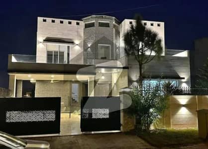 ڈی ایچ اے فیز 8 سابقہ ایئر ایوینیو ڈی ایچ اے فیز 8,ڈی ایچ اے ڈیفینس,لاہور میں 5 کمروں کا 1 کنال مکان 2.1 لاکھ میں کرایہ پر دستیاب ہے۔ ڈی ایچ اے فیز 8 سابقہ ایئر ایوینیو ڈی ایچ اے فیز 8,ڈی ایچ اے ڈیفینس,لاہور میں 5 کمروں کا 1 کنال مکان 2.1 لاکھ میں کرایہ پر دستیاب ہے۔