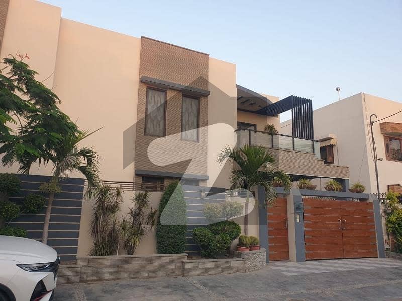 DHA 300 Yards Bungalow Sale DHA 300 Yards Bungalow Sale