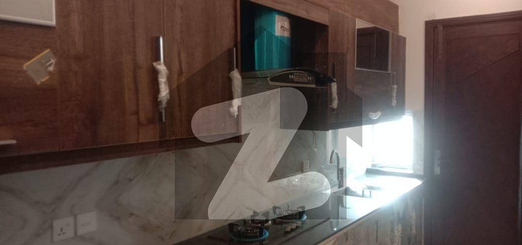 ڈی ایچ اے فیز 5 ڈیفنس (ڈی ایچ اے),لاہور میں 5 کمروں کا 1 کنال مکان 3.7 لاکھ میں کرایہ پر دستیاب ہے۔ ڈی ایچ اے فیز 5 ڈیفنس (ڈی ایچ اے),لاہور میں 5 کمروں کا 1 کنال مکان 3.7 لاکھ میں کرایہ پر دستیاب ہے۔