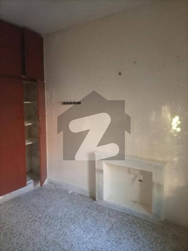 F-10/3 UPPER + BASEMENT PORTION FOR FAMILY F-10/3 UPPER + BASEMENT PORTION FOR FAMILY