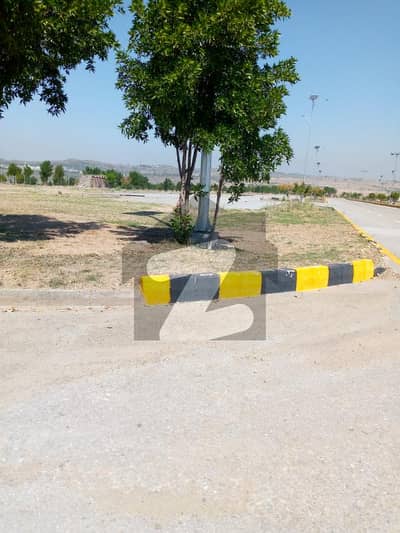 ڈی ایچ اے ویلی - ڈیفوڈِلز سیکٹر ڈی ایچ اے ویلی,ڈی ایچ اے ڈیفینس,اسلام آباد میں 5 مرلہ رہائشی پلاٹ 32.0 لاکھ میں برائے فروخت۔ ڈی ایچ اے ویلی - ڈیفوڈِلز سیکٹر ڈی ایچ اے ویلی,ڈی ایچ اے ڈیفینس,اسلام آباد میں 5 مرلہ رہائشی پلاٹ 32.0 لاکھ میں برائے فروخت۔