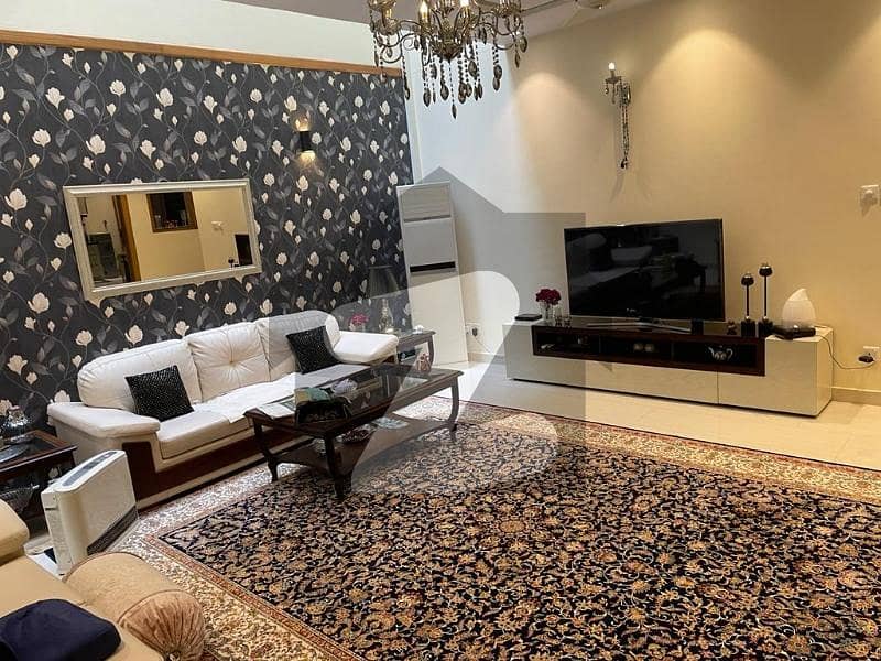 Mpchs E-11/3 beautiful solid house for sale Mpchs E-11/3 beautiful solid house for sale