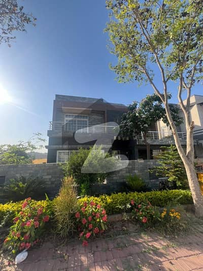 1 Kanal Owner Build House Available For Sale On Investor Price