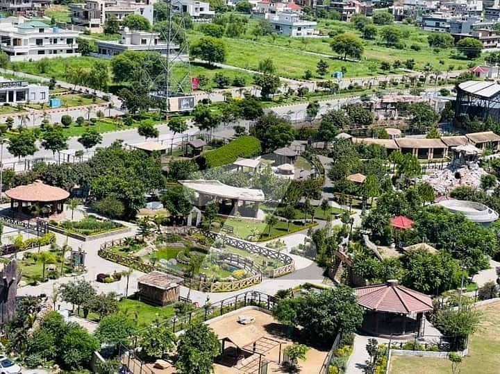 BLOCK F 800 SERIES SOLID LAND PLOT NEAR TO MARKAZ AVAILABLE AT INVESTOR RATE BLOCK F 800 SERIES SOLID LAND PLOT NEAR TO MARKAZ AVAILABLE AT INVESTOR RATE