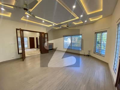 House For Rent In F 11 Size 1 Kanal Fully New House beautiful location