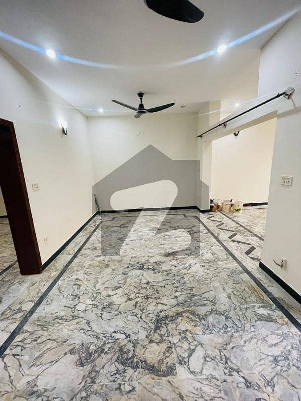 Perfect 20 Marla Lower Portion In E-11 For rent Perfect 20 Marla Lower Portion In E-11 For rent