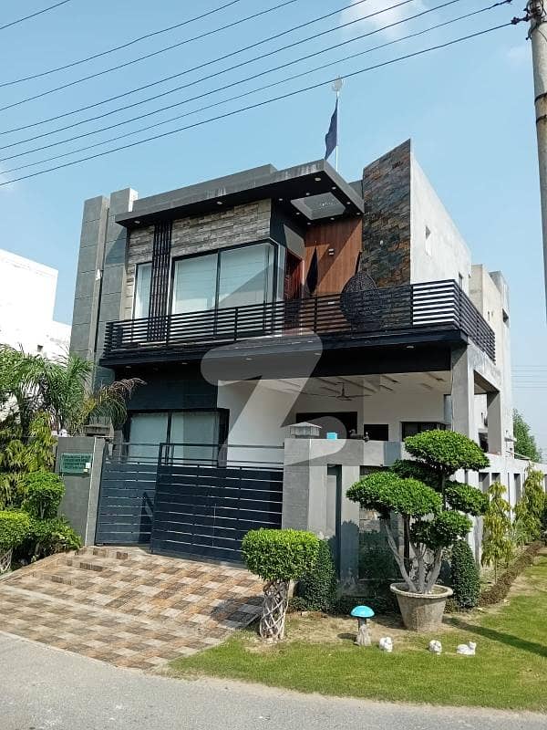8 Marla Corner Slightly Used House For Sale In DHA Rhbar Phase 11 Sector 3 8 Marla Corner Slightly Used House For Sale In DHA Rhbar Phase 11 Sector 3