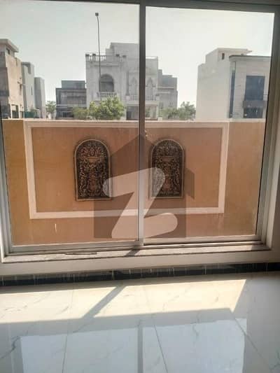 ڈی ایچ اے 9 ٹاؤن ڈیفنس (ڈی ایچ اے),لاہور میں 3 کمروں کا 5 مرلہ مکان 2.45 کروڑ میں برائے فروخت۔ ڈی ایچ اے 9 ٹاؤن ڈیفنس (ڈی ایچ اے),لاہور میں 3 کمروں کا 5 مرلہ مکان 2.45 کروڑ میں برائے فروخت۔
