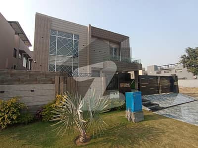 20 Marla Elegant And Fully Maintained Super Hot Located Bungalow Is Available For Sale In The Best Block Of DHA Lahore 20 Marla Elegant And Fully Maintained Super Hot Located Bungalow Is Available For Sale In The Best Block Of DHA Lahore