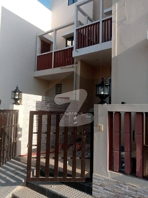 نیا ناظم آباد کراچی میں 4 کمروں کا 5 مرلہ مکان 4.5 کروڑ میں برائے فروخت۔