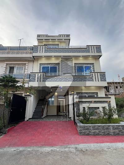 Well-Constructed House Available For Sale In G-14/4 Well-Constructed House Available For Sale In G-14/4