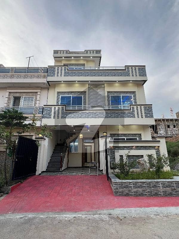 Well-Constructed House Available For Sale In G-14/4 Well-Constructed House Available For Sale In G-14/4