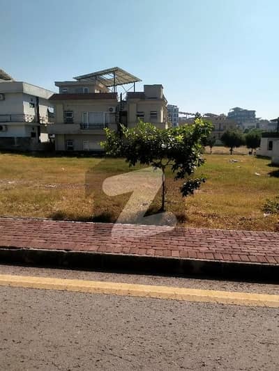 بحریہ انکلیو - سیکٹر سی 1 بحریہ انکلیو,بحریہ ٹاؤن,اسلام آباد میں 10 مرلہ رہائشی پلاٹ 2.0 کروڑ میں برائے فروخت۔ بحریہ انکلیو - سیکٹر سی 1 بحریہ انکلیو,بحریہ ٹاؤن,اسلام آباد میں 10 مرلہ رہائشی پلاٹ 2.0 کروڑ میں برائے فروخت۔