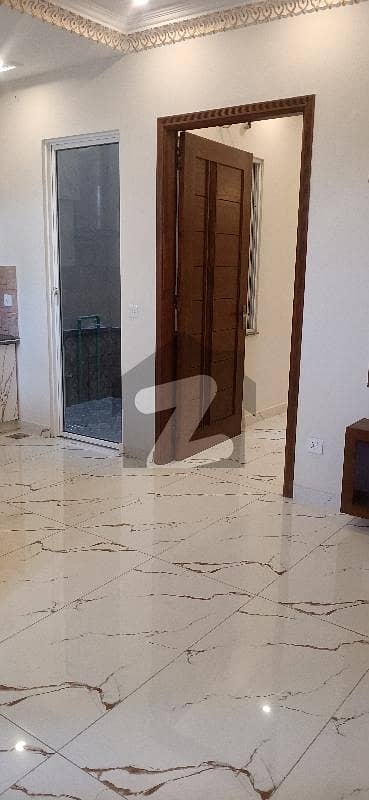 3 Marla independed flat for rent 3 Marla independed flat for rent