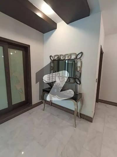 گارڈن ٹاؤن لاہور میں 7 کمروں کا 2 کنال مکان 7.0 لاکھ میں کرایہ پر دستیاب ہے۔