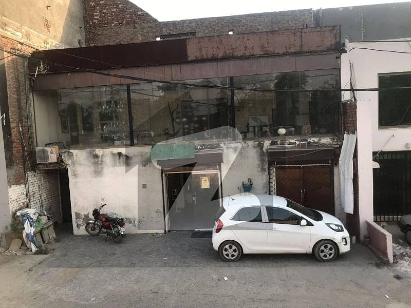 10 Marla Commercial Building Double Storey Fully Furnished 10 Marla Commercial Building Double Storey Fully Furnished