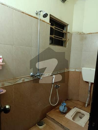 جی ۔ 16/4 جی ۔ 16,اسلام آباد میں 3 کمروں کا 8 مرلہ مکان 2.55 کروڑ میں برائے فروخت۔