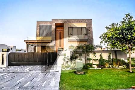 1 Kanal Lavish Upper Portion On Top Location For Rent In DHA Phase 6 Lahore