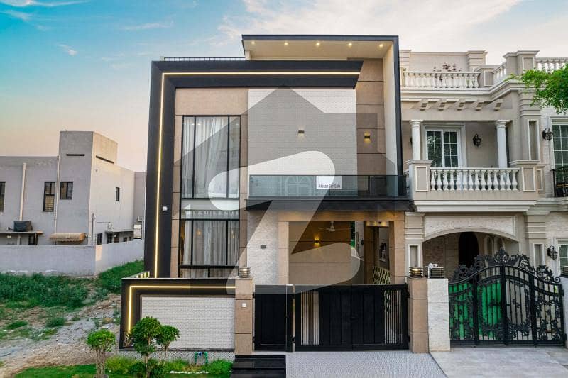 5 Marla Furnished House For Sale Near Park TOP LOCATION FOR SALE 5 Marla Furnished House For Sale Near Park TOP LOCATION FOR SALE