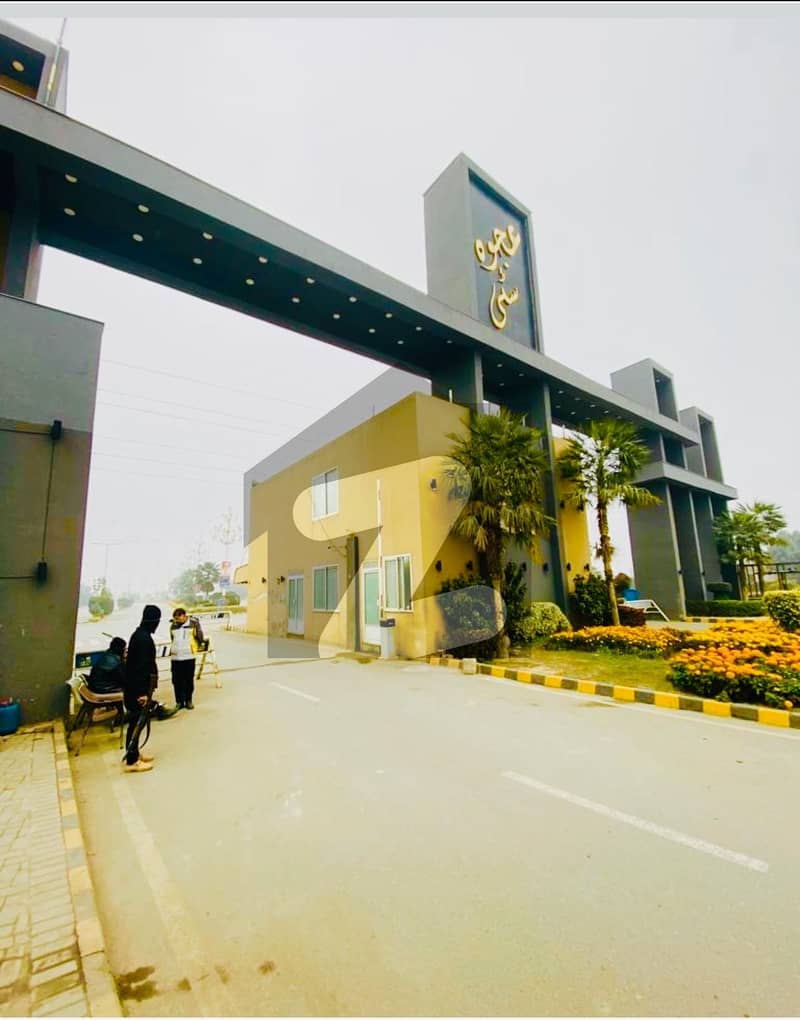 اجوا سٹی سیالکوٹ بائی پاس,گوجرانوالہ میں 5 مرلہ رہائشی پلاٹ 27.0 لاکھ میں برائے فروخت۔ اجوا سٹی سیالکوٹ بائی پاس,گوجرانوالہ میں 5 مرلہ رہائشی پلاٹ 27.0 لاکھ میں برائے فروخت۔
