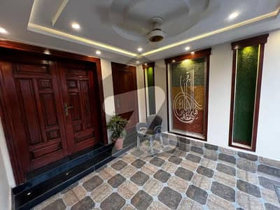 بحریہ ٹاؤن ۔ بلاک سی سی بحریہ ٹاؤن سیکٹرڈی,بحریہ ٹاؤن,لاہور میں 3 کمروں کا 5 مرلہ مکان 2.45 کروڑ میں برائے فروخت۔ بحریہ ٹاؤن ۔ بلاک سی سی بحریہ ٹاؤن سیکٹرڈی,بحریہ ٹاؤن,لاہور میں 3 کمروں کا 5 مرلہ مکان 2.45 کروڑ میں برائے فروخت۔