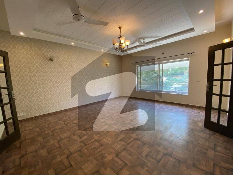 brand new upper portion 3 bed separate gate brand new upper portion 3 bed separate gate