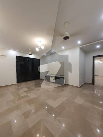 1 Kanal Beautiful Brand New Upper Portion For Rent In New Muslim Town Commission 1 Month Rent