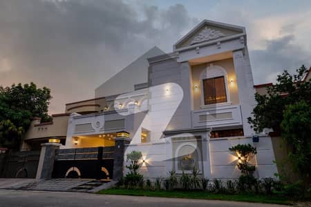 10 Marla Brand New Luxury House Original Pics Attached For Sale In Sector F Bahria Town Lahore 10 Marla Brand New Luxury House Original Pics Attached For Sale In Sector F Bahria Town Lahore