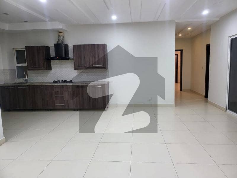 3 Bed Corner Flat Available For Rent 3 Bed Corner Flat Available For Rent