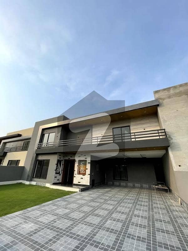 1 kanal house for sale in top city 1 kanal house for sale in top city