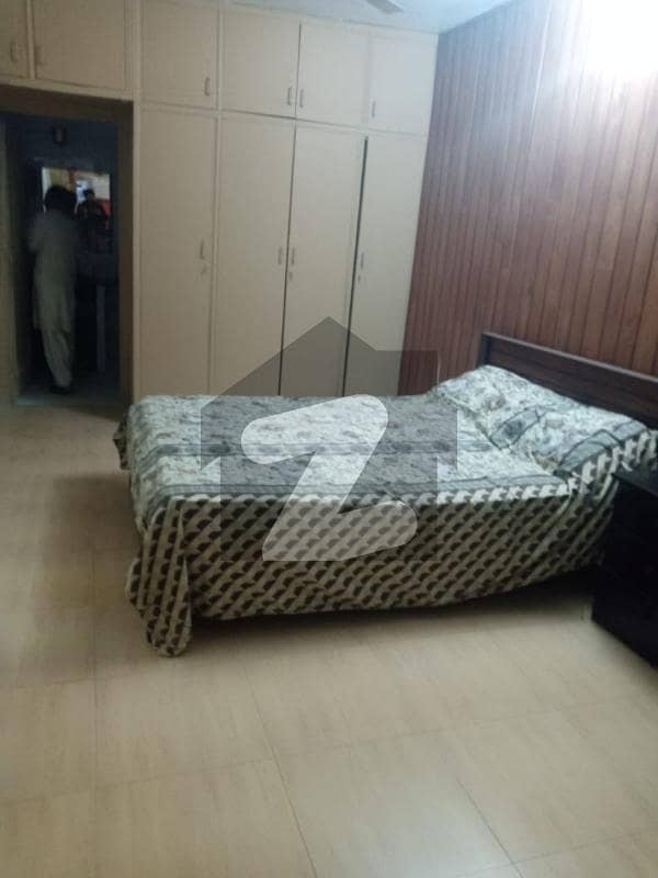 500 Square Yards Upper Portion In F-8/3 Is Available 500 Square Yards Upper Portion In F-8/3 Is Available