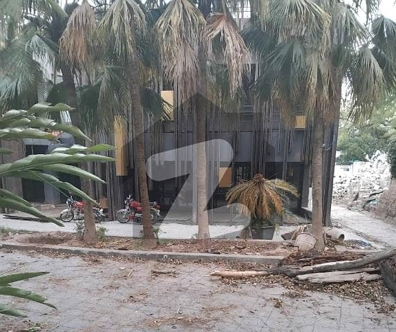 Prime Location Office For rent In Rs. 1200000 Prime Location Office For rent In Rs. 1200000