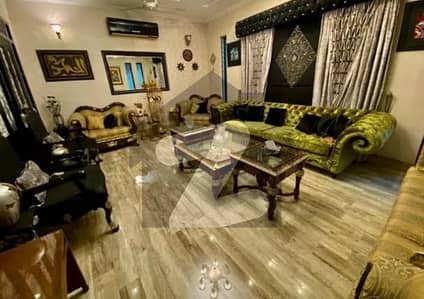 AVAILABLE 1 KANAL HOUSE FOR SALE IN NISHTAR BLOCK BAHRIA TOWN LAHORE