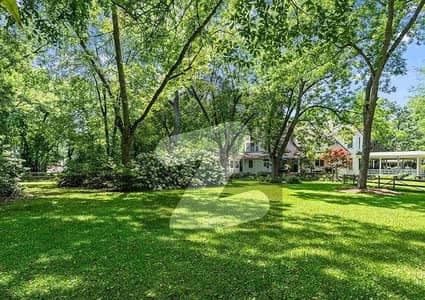 House For Sale In F-7 with Extra Land House For Sale In F-7 with Extra Land