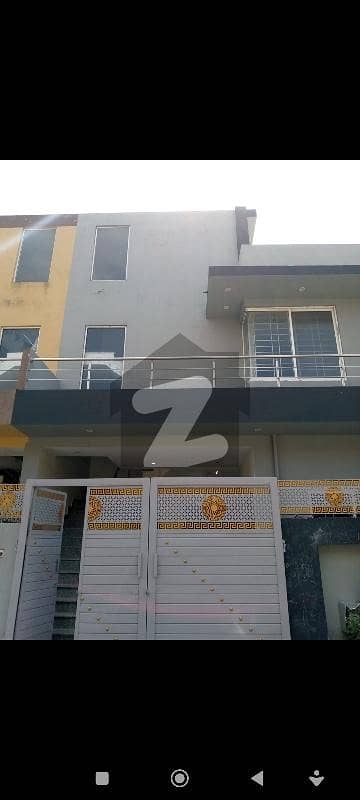 بی ۔ 17 اسلام آباد میں 4 کمروں کا 5 مرلہ مکان 1.7 کروڑ میں برائے فروخت۔ بی ۔ 17 اسلام آباد میں 4 کمروں کا 5 مرلہ مکان 1.7 کروڑ میں برائے فروخت۔